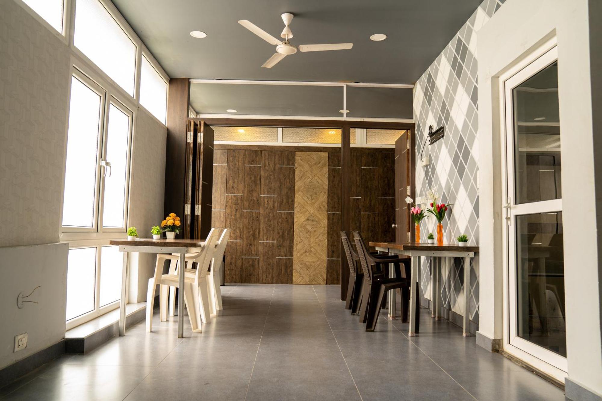 Seasons Suites Jp Nagar Bangalore Ruang foto